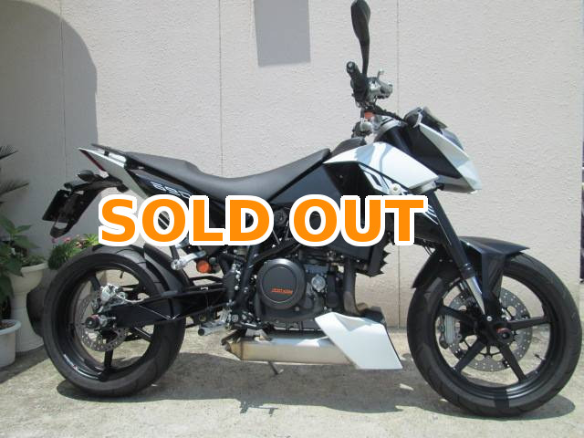 KTM 690DUKE ETC バックステップ付 ご成約いただきました。